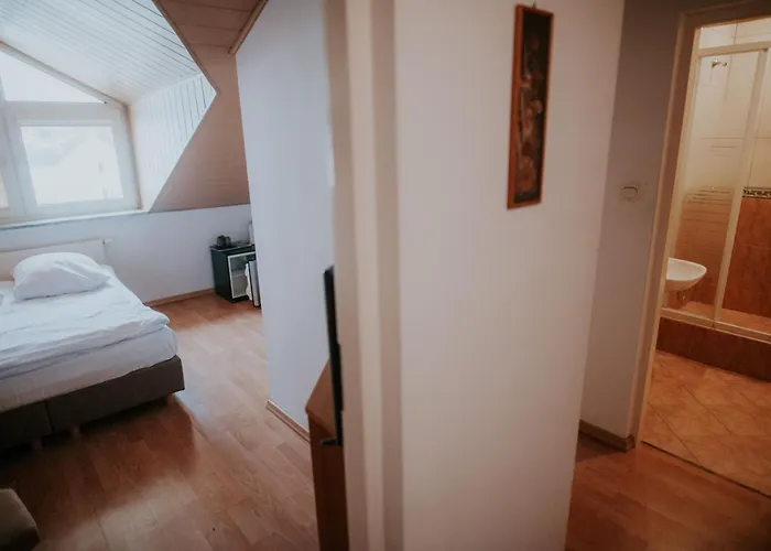 فندق مبيت وإفطار Wiking Jastrzębia Góra